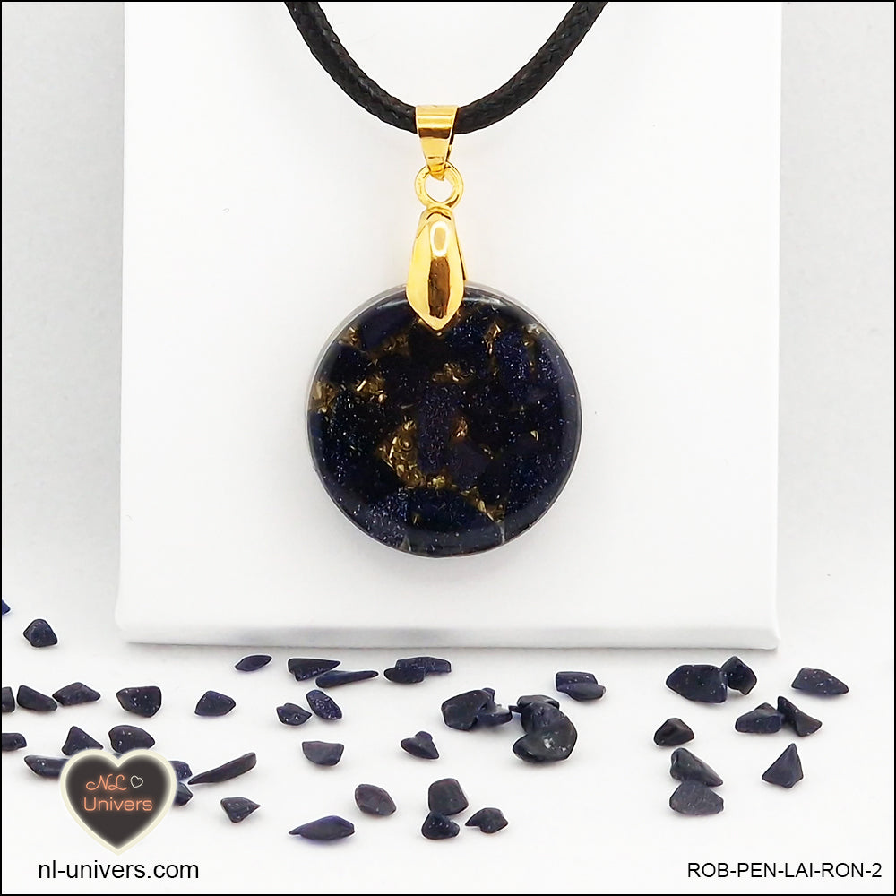 Round blue gold river pendant M.1 in brass orgonite