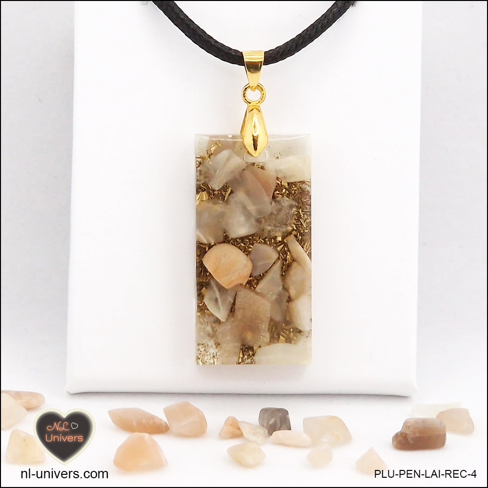 Pendentif Pierre de Lune rectangle M.2 en orgonite laiton