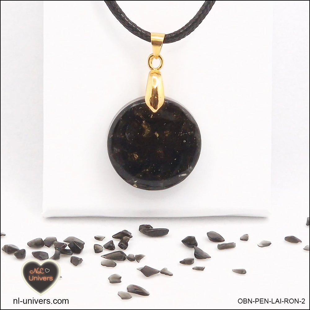 Round black obsidian pendant M.1 in brass orgonite