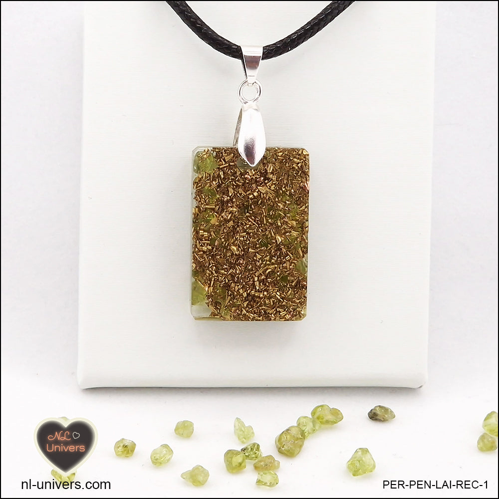 Pendentif Péridot rectangle M.1 en orgonite laiton