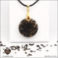 Pendentif Obsidienne noire rond M.2 en orgonite laiton