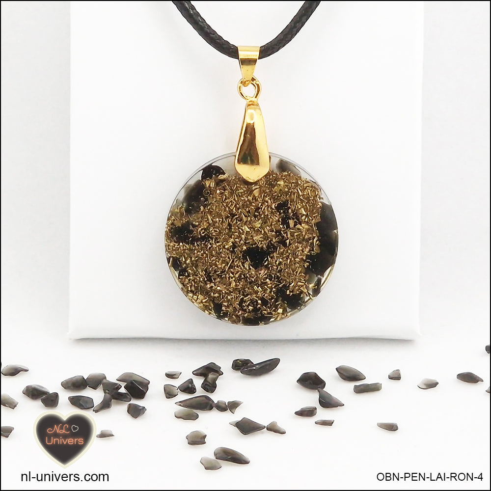 Round black obsidian pendant M.2 in brass orgonite