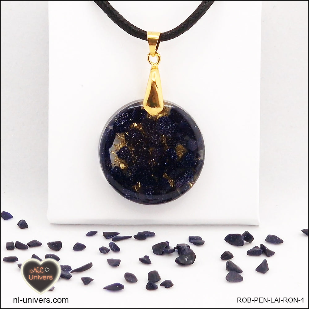 Pendentif Rivière d'or bleue rond M.2 en orgonite laiton