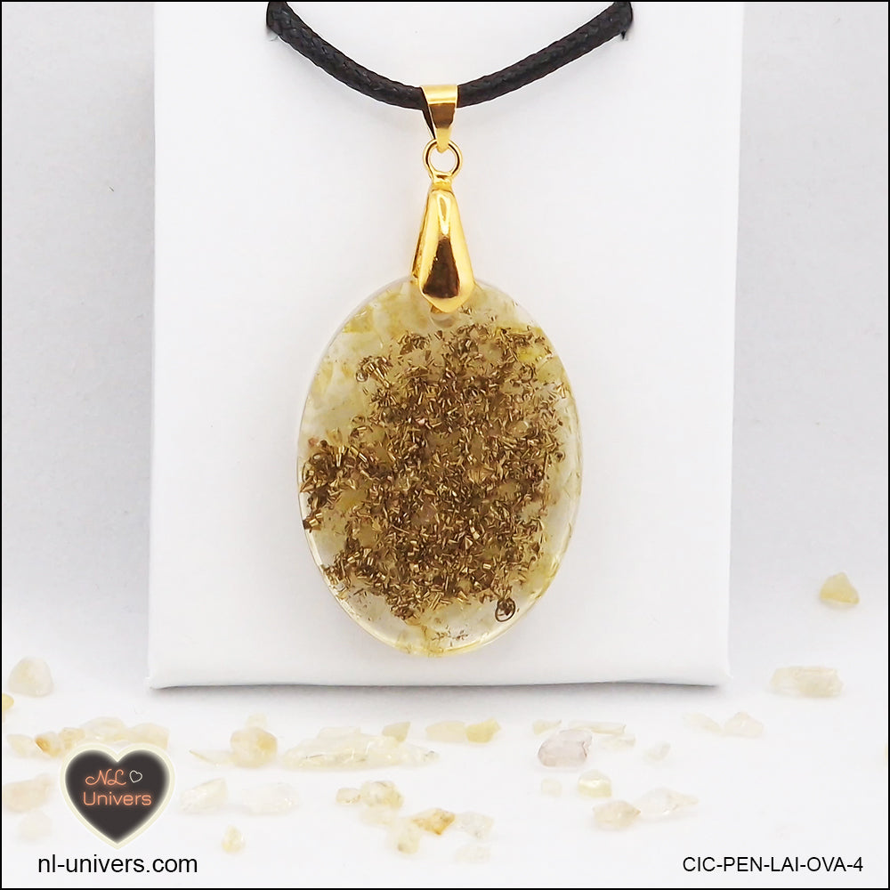 Pendentif Citrine chauffée ovale M.2 en orgonite laiton