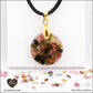 Pendentif Tourmaline multicolore rond M.1 en orgonite laiton