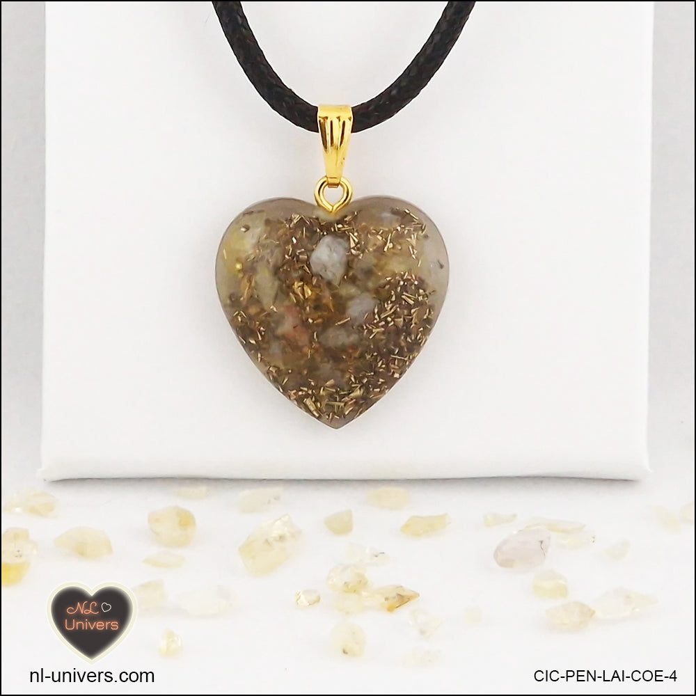 Pendentif Citrine chauffée cœur M.2 en orgonite laiton