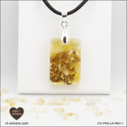 Pendentif Citrine chauffée rectangle M.1 en orgonite laiton