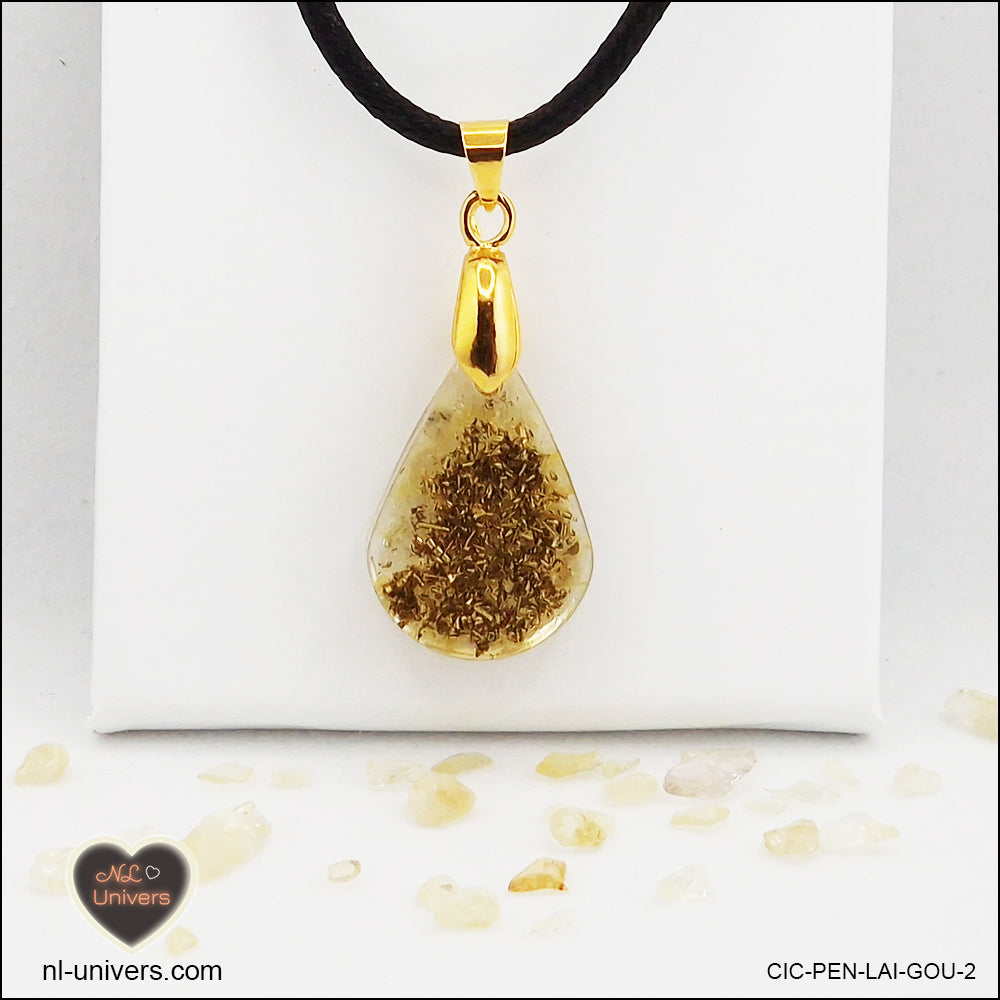 Pendentif Citrine chauffée goutte en orgonite laiton