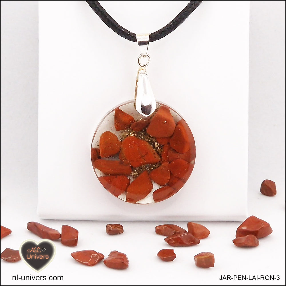 Round red jasper pendant M.2 in brass orgonite