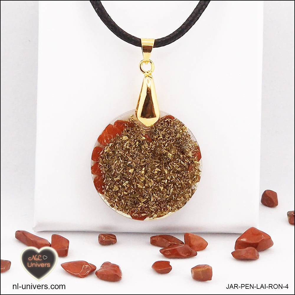 Round red jasper pendant M.2 in brass orgonite