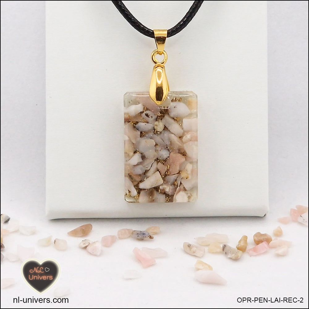 Pendentif Opale rose rectangle M.1 en orgonite laiton