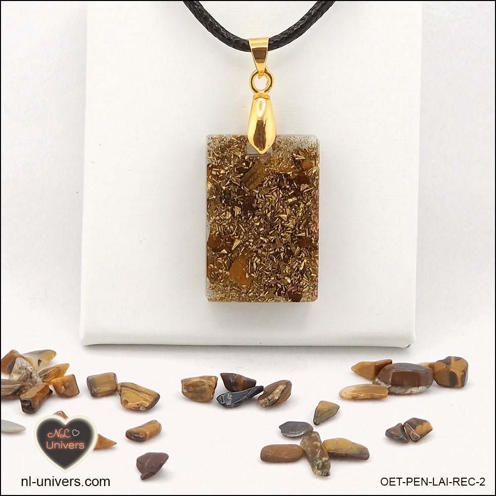 Pendentif Œil de Tigre rectangle M.1 en orgonite laiton