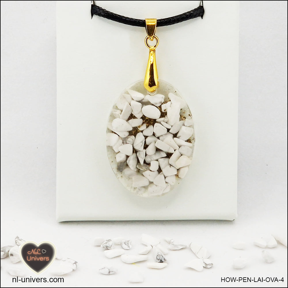 Pendentif Howlite-Magnésite ovale M.2 en orgonite laiton