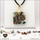 Pendentif Agate Indienne carré M.1 en orgonite laiton