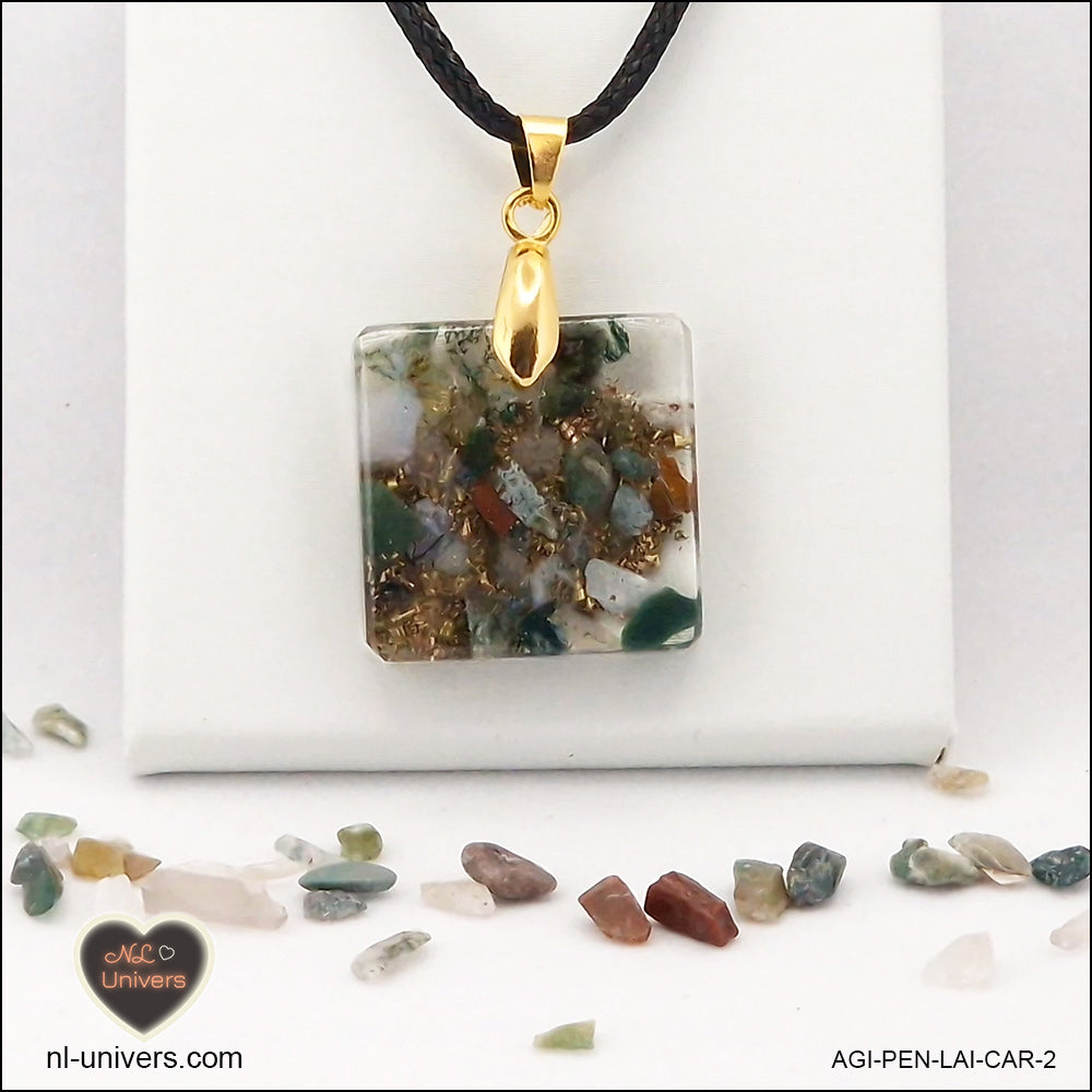 Pendentif Agate Indienne carré M.1 en orgonite laiton