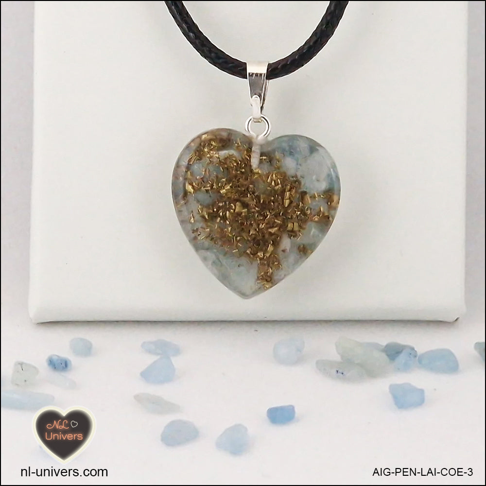 Aquamarine heart pendant M.2 in brass orgonite