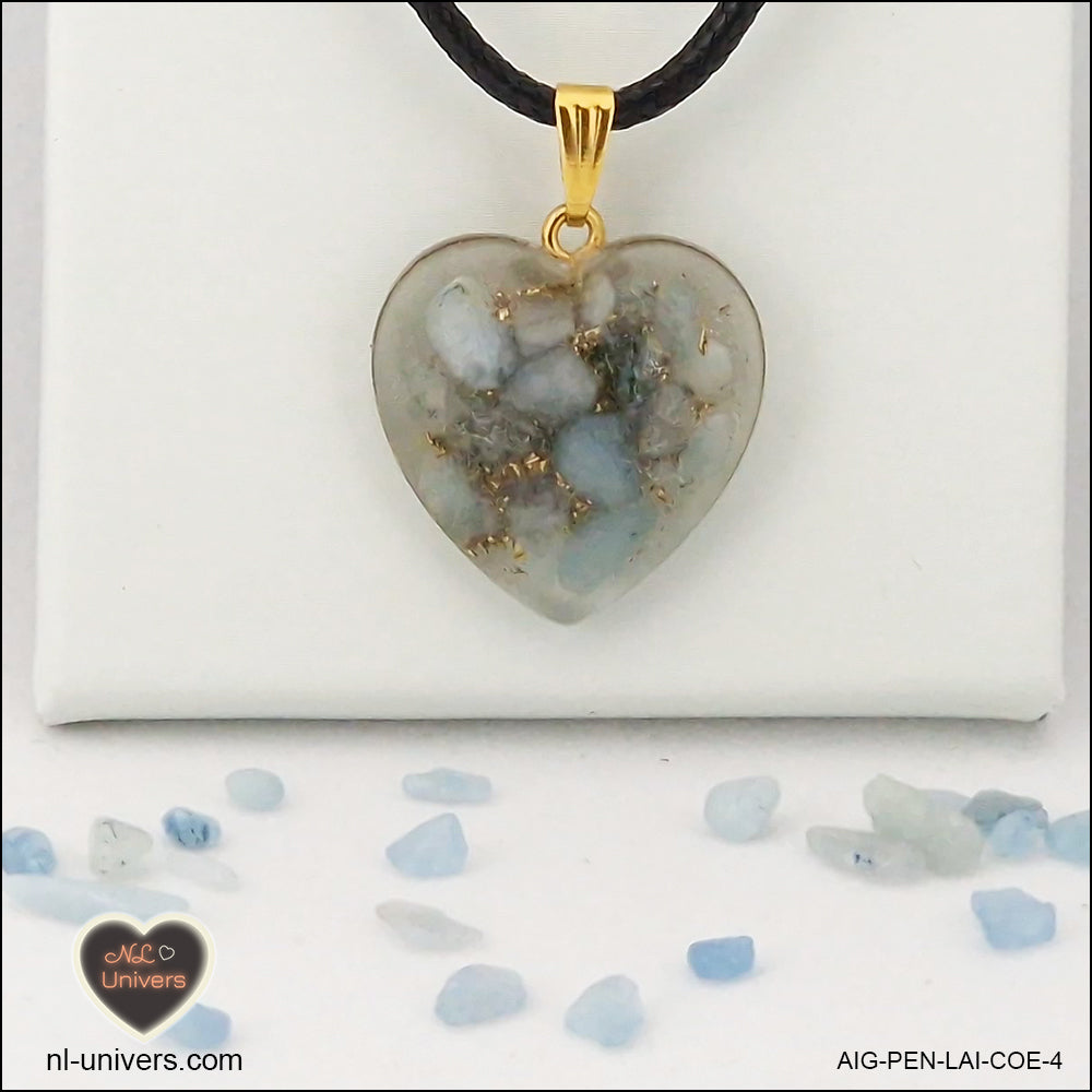 Aquamarine heart pendant M.2 in brass orgonite