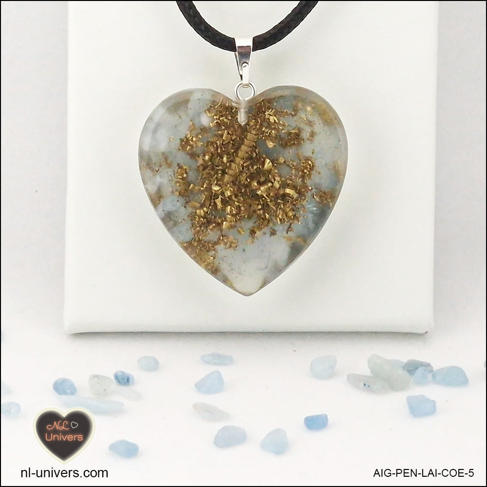 Aquamarine heart pendant M.3 in brass orgonite