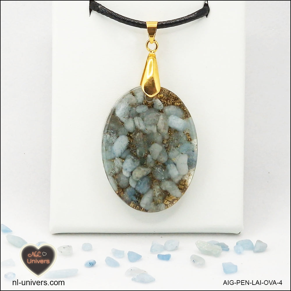 Aquamarine oval pendant M.2 in brass orgonite