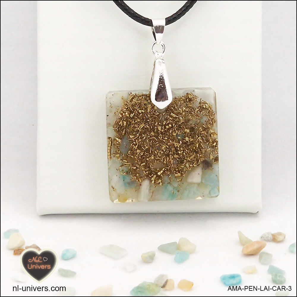 Pendentif Amazonite carré M.2 en orgonite laiton