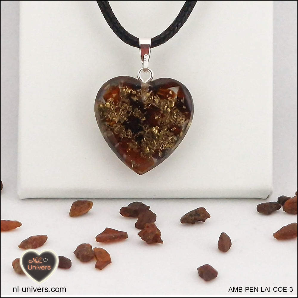 Amber heart pendant M.2 in brass orgonite