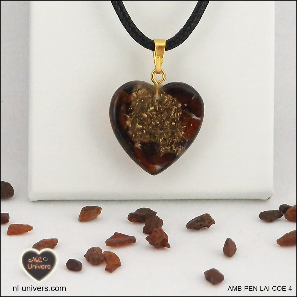 Amber heart pendant M.2 in brass orgonite