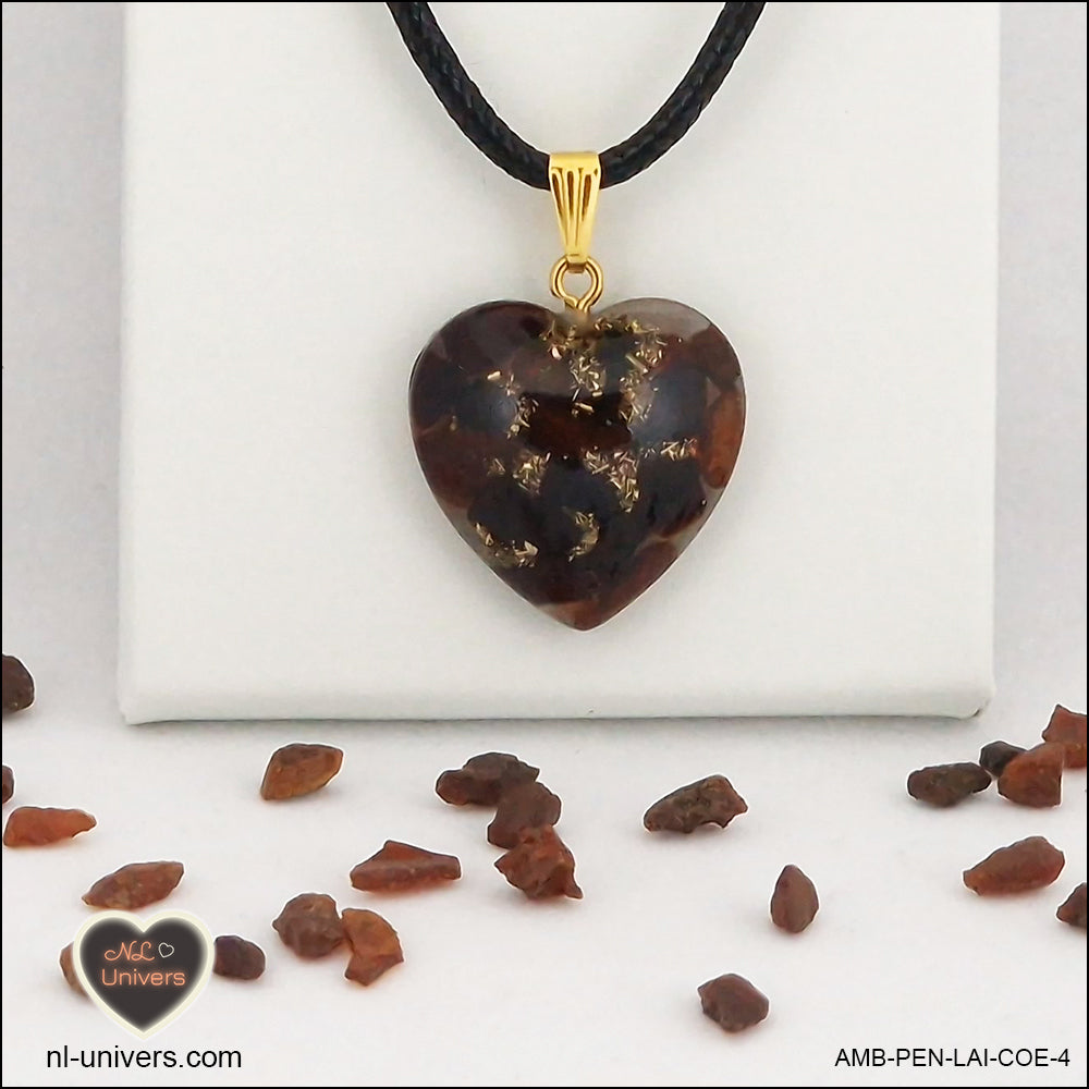 Amber heart pendant M.2 in brass orgonite