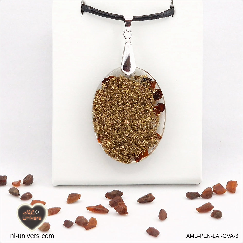 Pendentif Ambre ovale M.2 en orgonite laiton