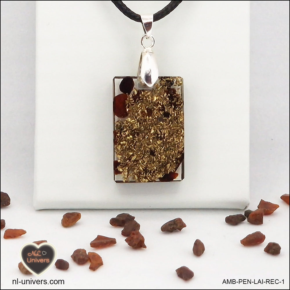 Amber rectangle pendant M.1 in brass orgonite