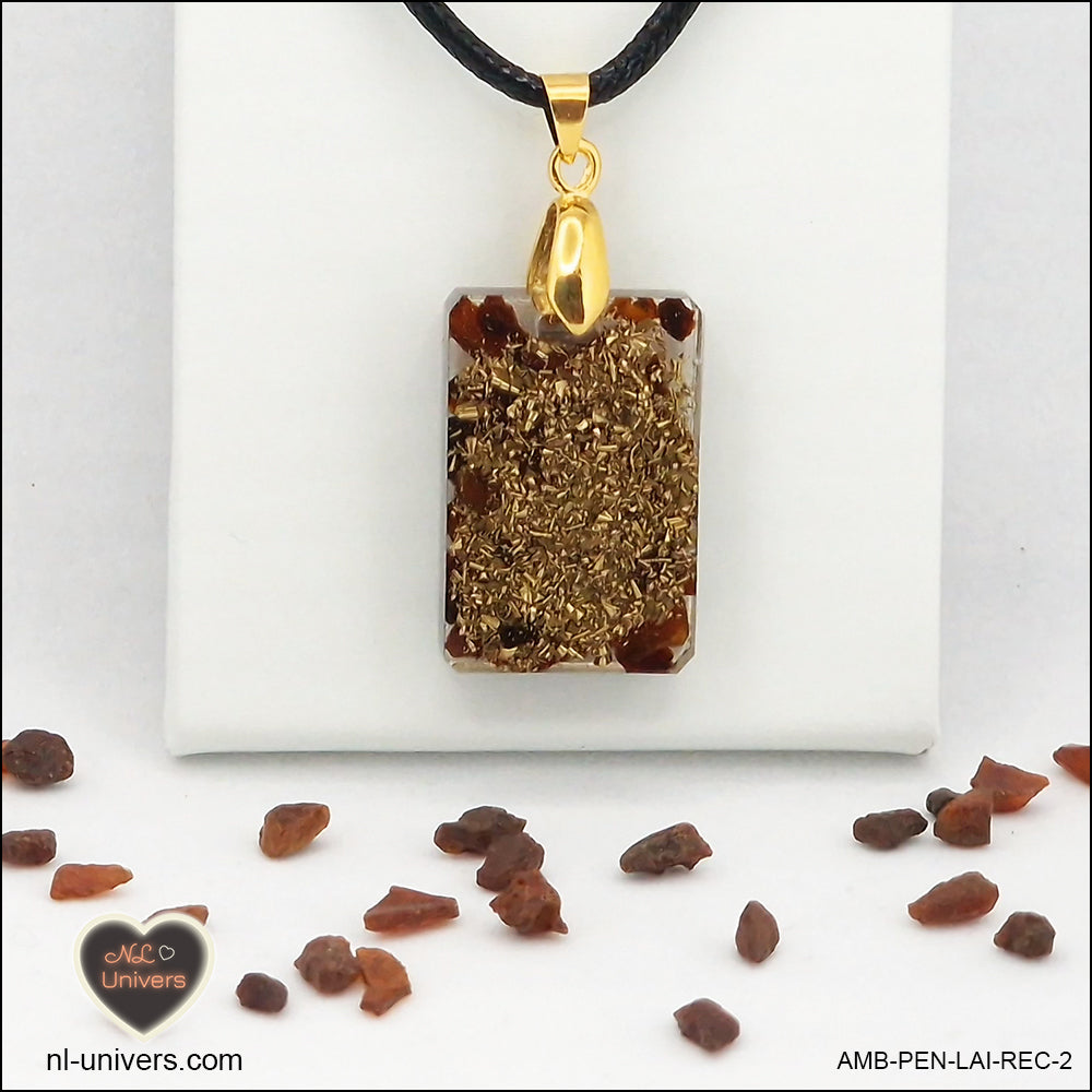 Amber rectangle pendant M.1 in brass orgonite