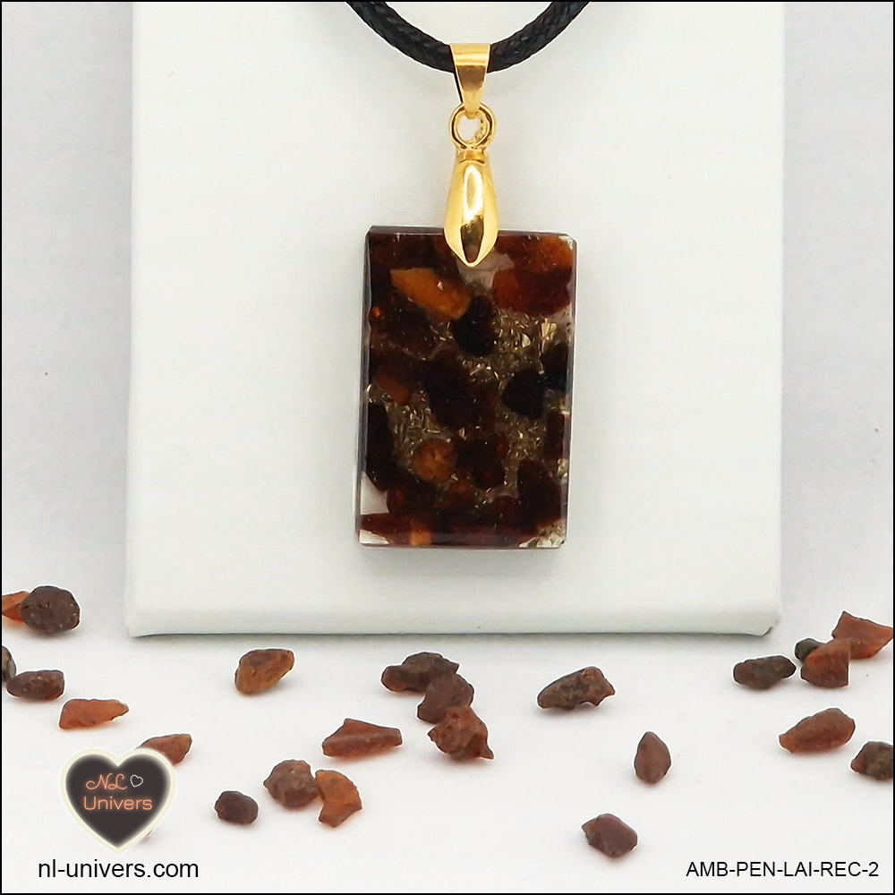 Amber rectangle pendant M.1 in brass orgonite