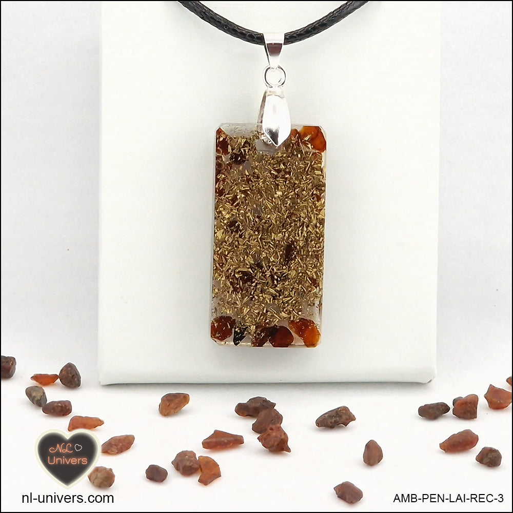 Amber rectangle pendant M.2 in brass orgonite