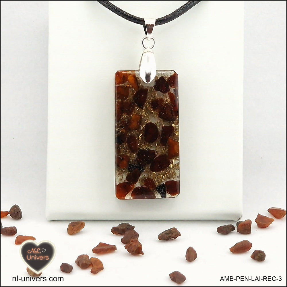 Pendentif Ambre rectangle M.2 en orgonite laiton