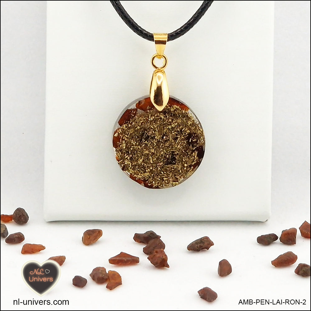 Round Amber pendant M.1 in brass orgonite