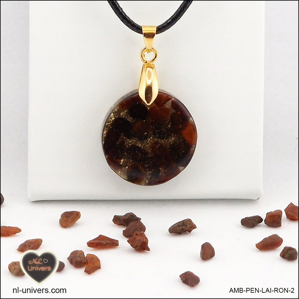 Round Amber pendant M.1 in brass orgonite