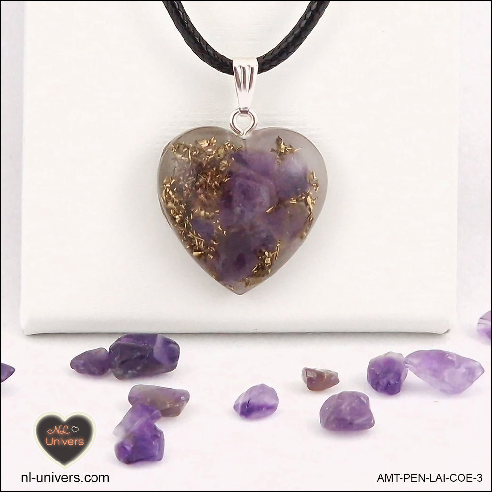 Amethyst heart pendant M.2 in brass orgonite