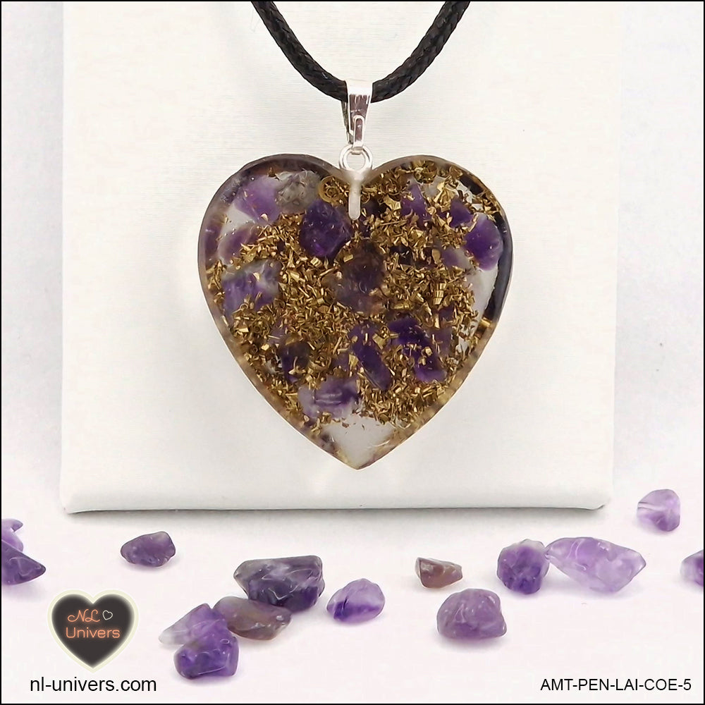 Amethyst heart pendant M.3 in brass orgonite