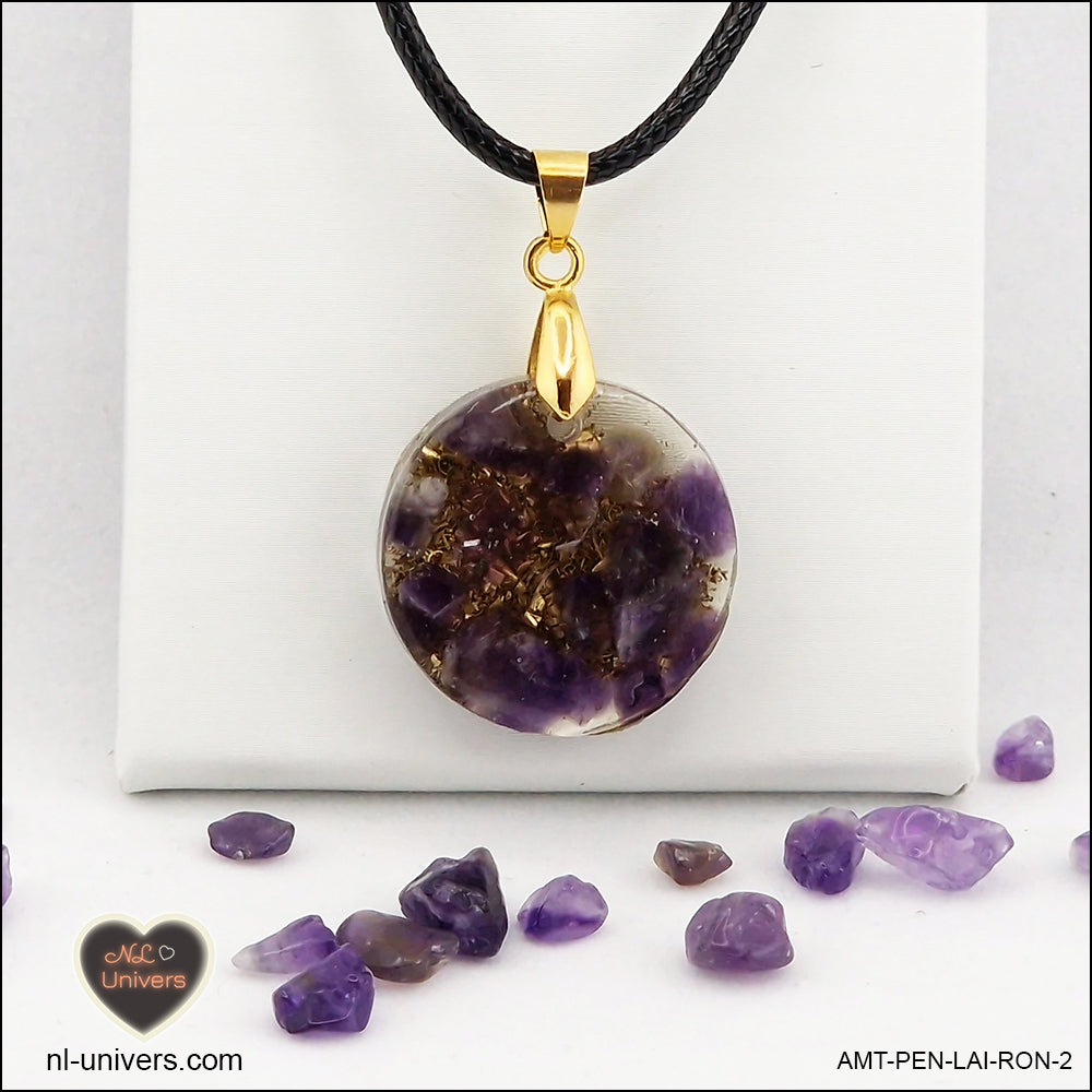 Round Amethyst pendant M.1 in brass orgonite