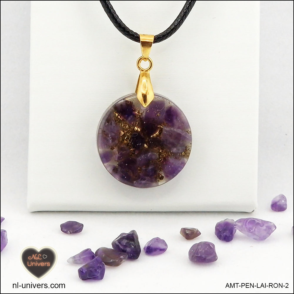 Round Amethyst pendant M.1 in brass orgonite