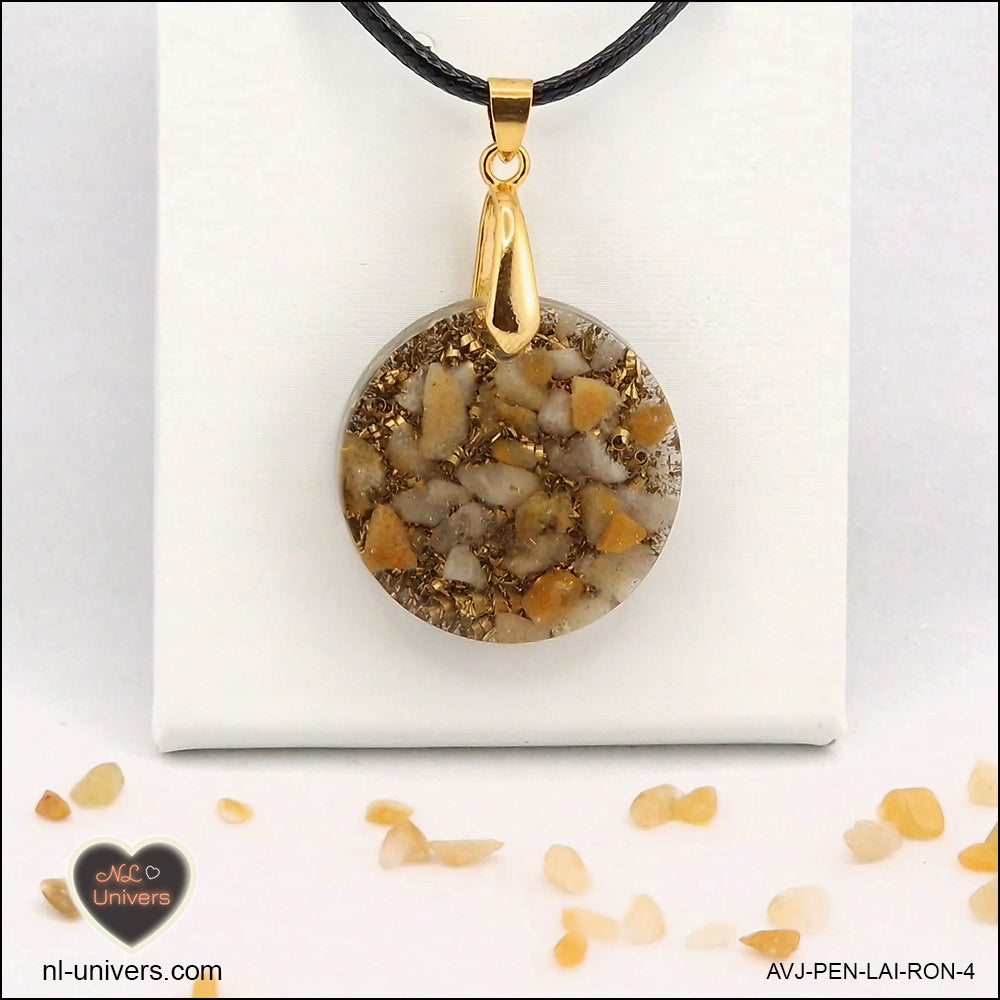 Pendentif Aventurine jaune rond M.2 en orgonite laiton