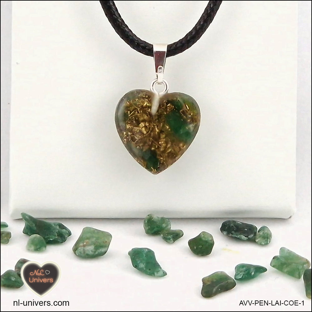 Pendentif Aventurine verte cœur M.1 en orgonite laiton