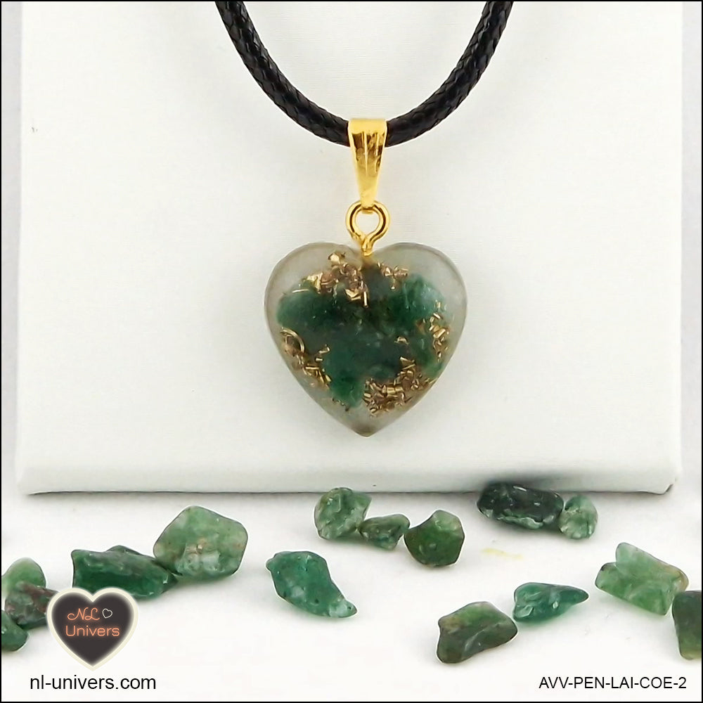 Pendentif Aventurine verte cœur M.1 en orgonite laiton