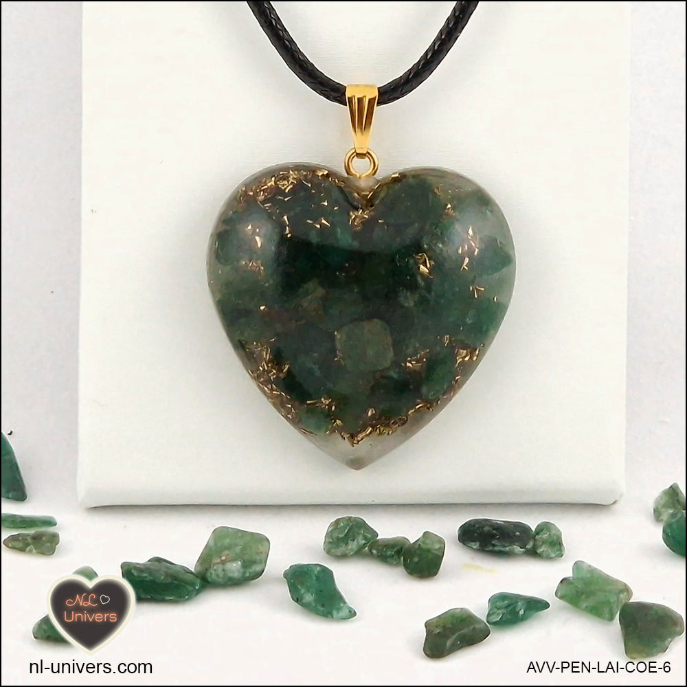 Pendentif Aventurine verte cœur M.3 en orgonite laiton