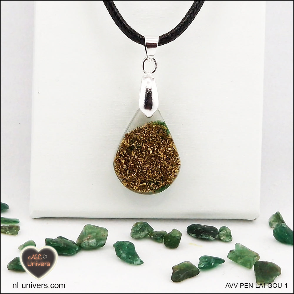 Pendentif Aventurine verte goutte en orgonite laiton