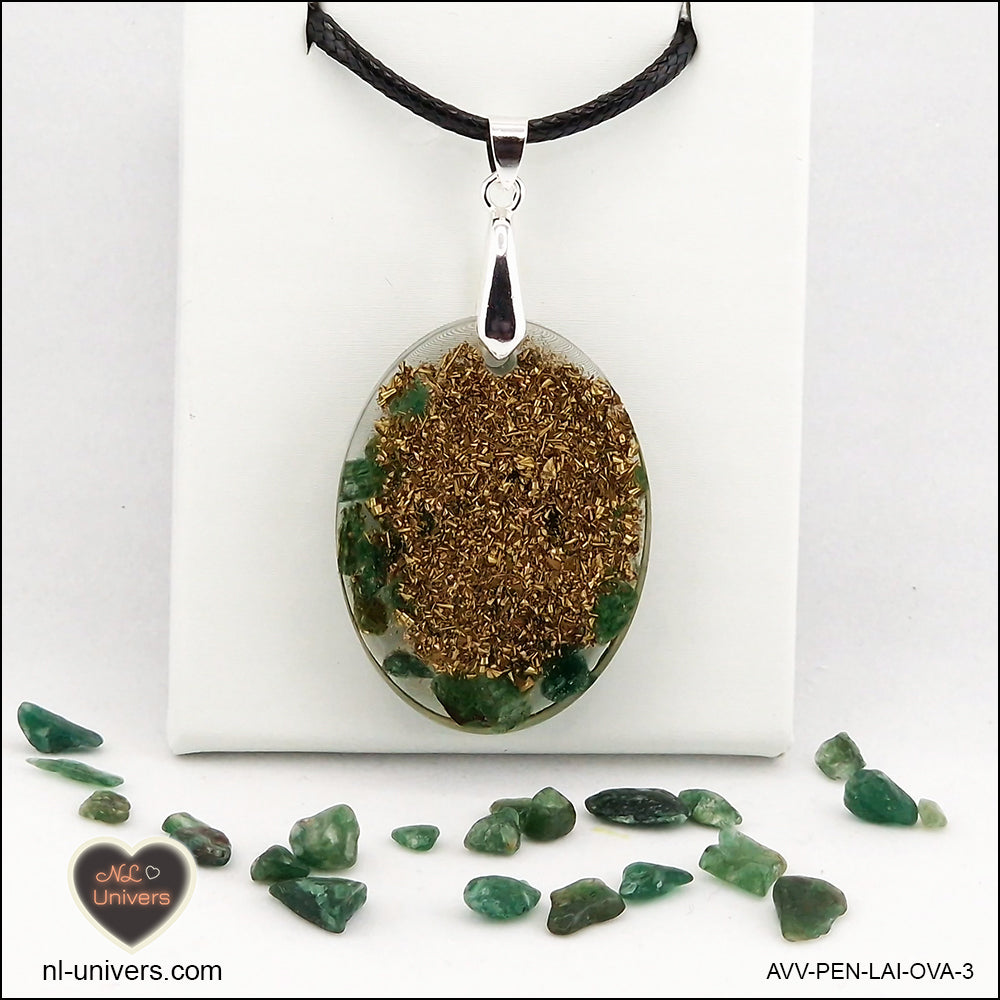 Pendentif Aventurine verte ovale M.2 en orgonite laiton