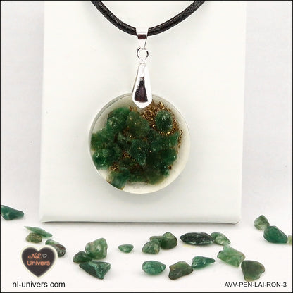 Pendentif Aventurine verte rond M.2 en orgonite laiton