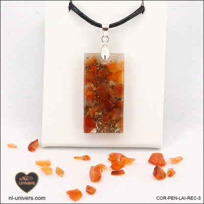 Pendentif Cornaline rectangle M.2 en orgonite laiton