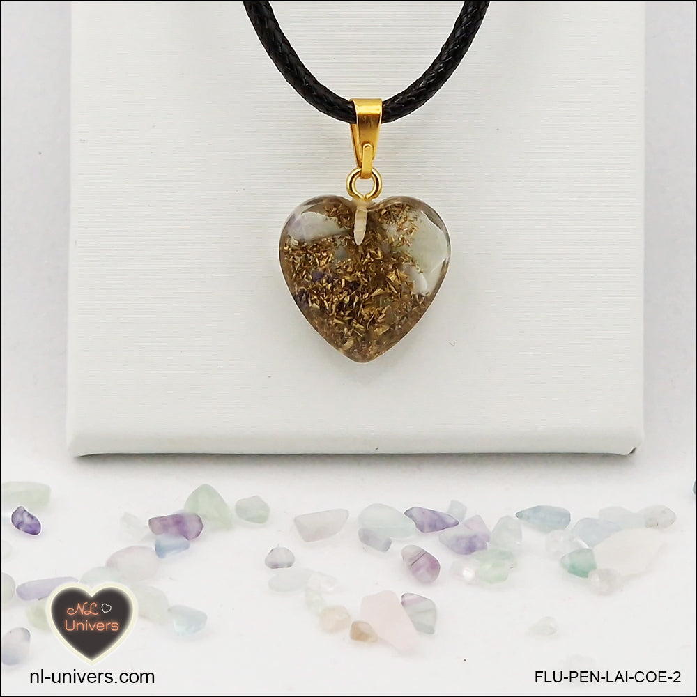 Pendentif Fluorite cœur M.1 en orgonite laiton