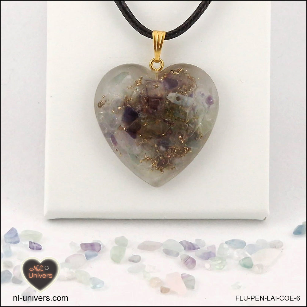Fluorite heart pendant M.3 in brass orgonite
