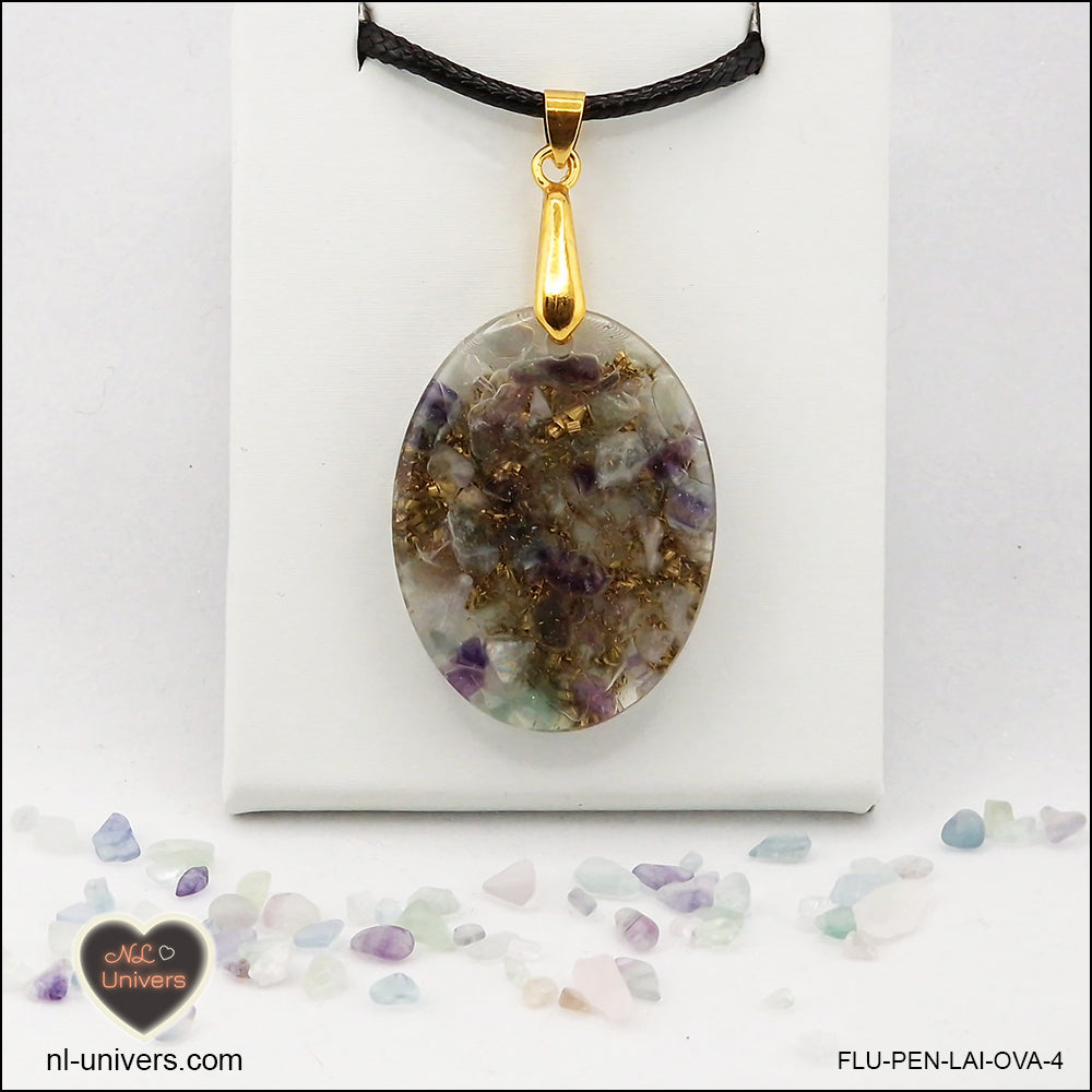 Pendentif Fluorite ovale M.2 en orgonite laiton